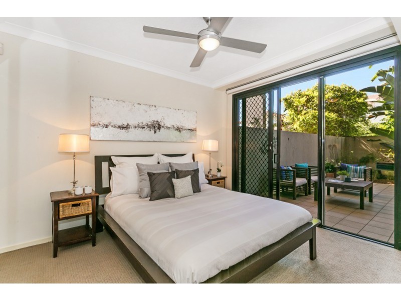 2/60 Sherwood Rd, Toowong QLD 4066