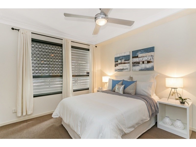 2/60 Sherwood Rd, Toowong QLD 4066