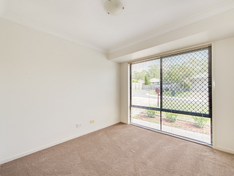 15 Savannah Pl, Forest Lake QLD 4078