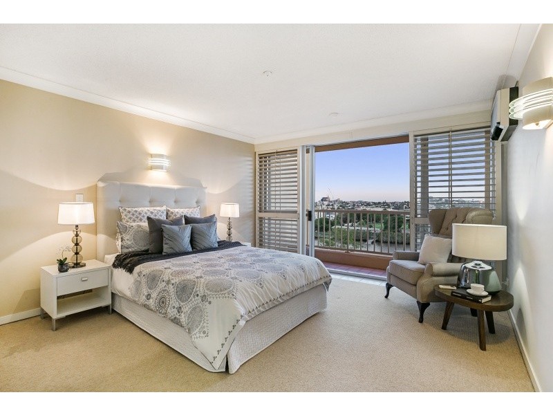 24/32 Dunmore Tce, Auchenflower QLD 4066