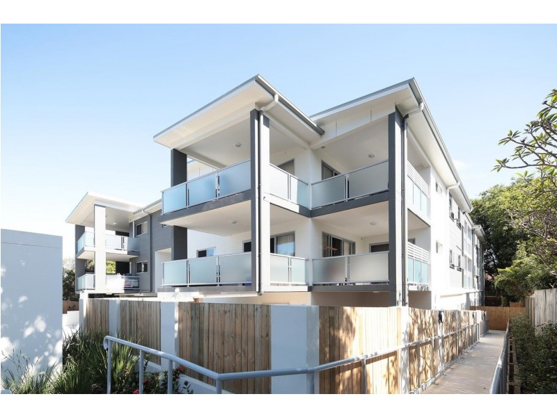 10 Dunkirk Street, Gaythorne QLD 4051