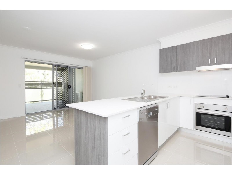 10 Dunkirk Street, Gaythorne QLD 4051