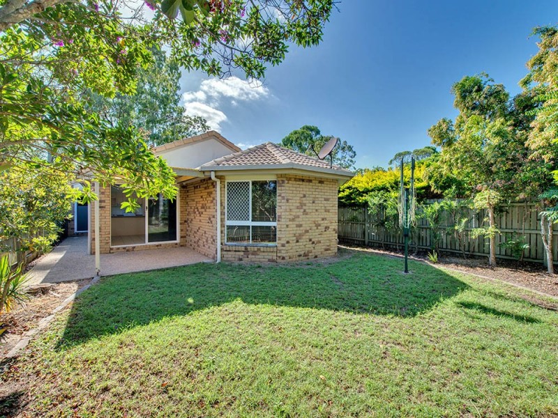 52 Laricina Cct, Forest Lake QLD 4078