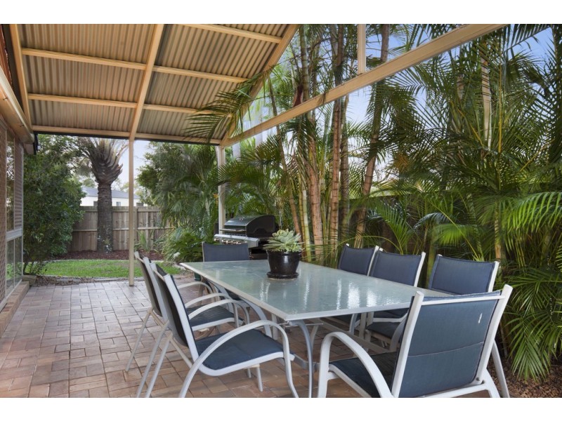 72 Oldfield Road, Sinnamon Park QLD 4073