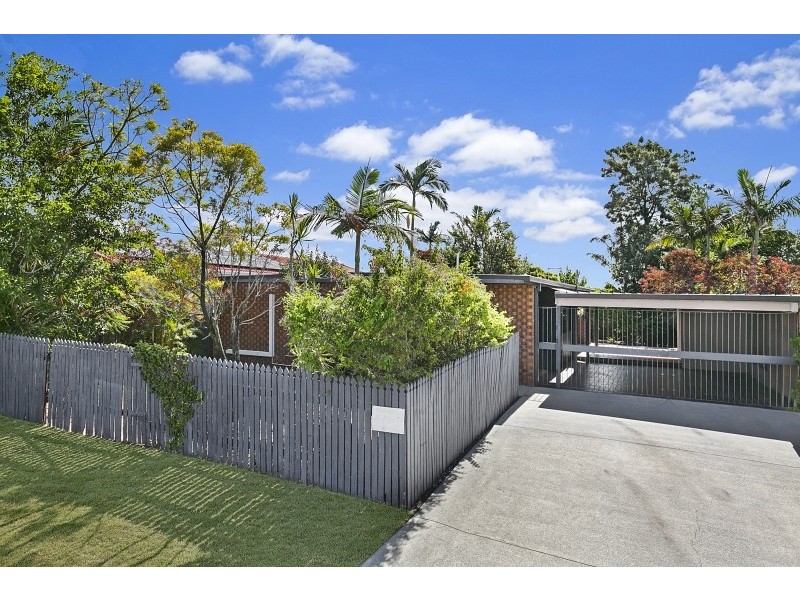 23 Flag Street, Jamboree Heights QLD 4074