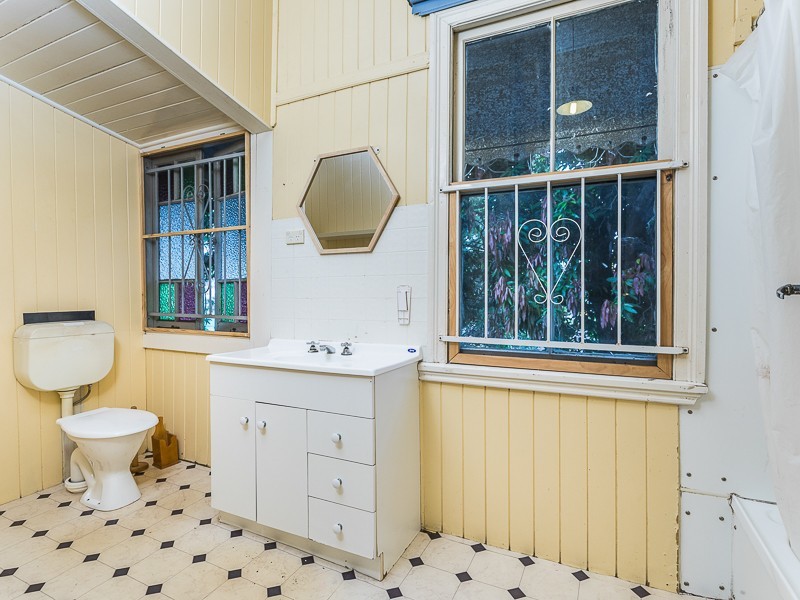 37 Gordon Street, Milton QLD 4064