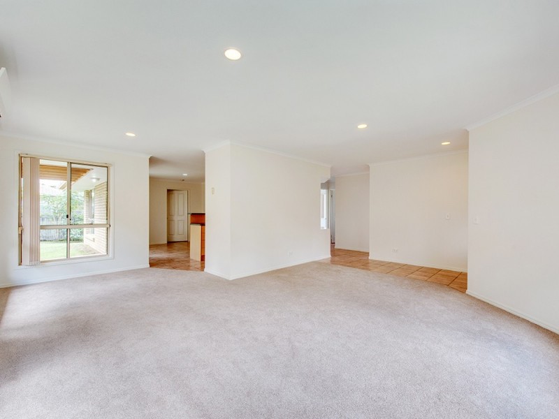 7 Princeton Pl, Forest Lake QLD 4078