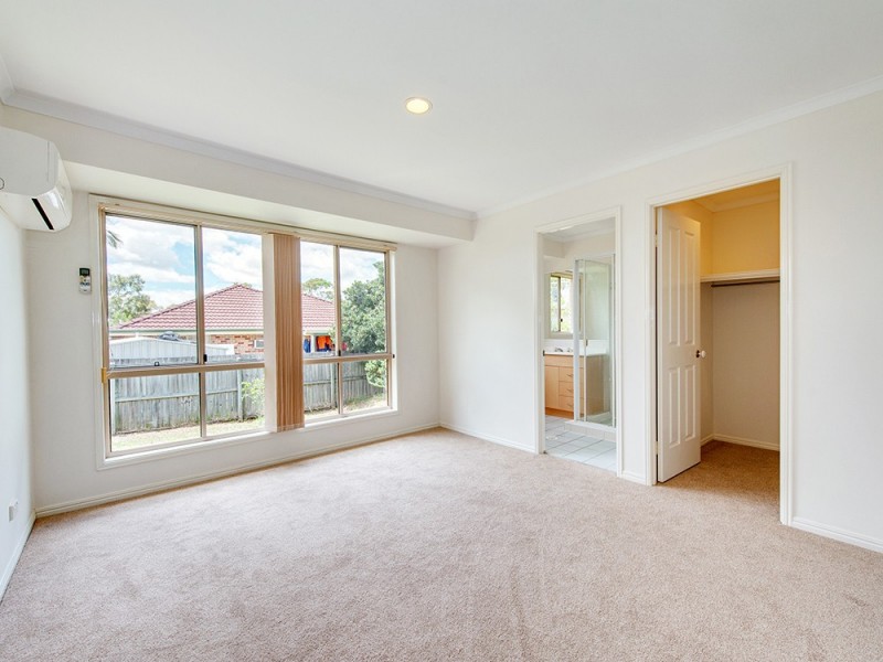 7 Princeton Pl, Forest Lake QLD 4078