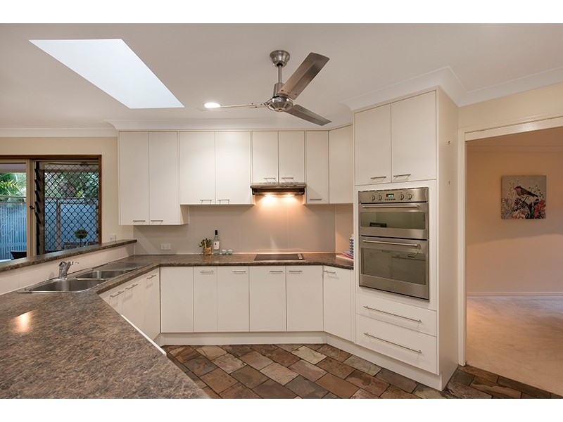 3 Tallawong Place, The Gap QLD 4061