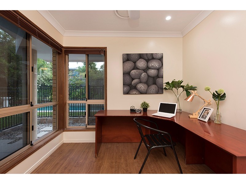 3 Tallawong Place, The Gap QLD 4061