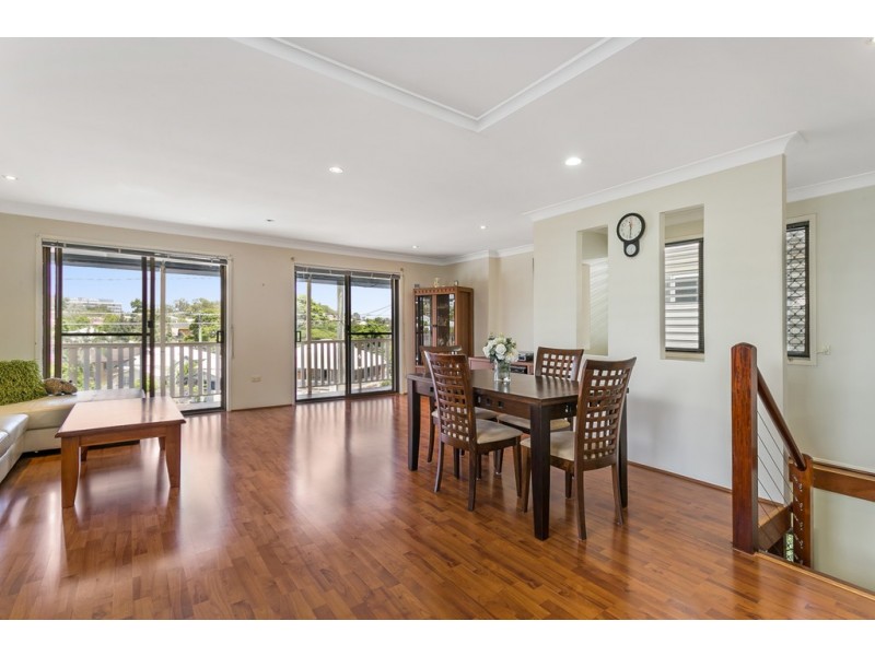 2 Drummond Street, Greenslopes QLD 4120