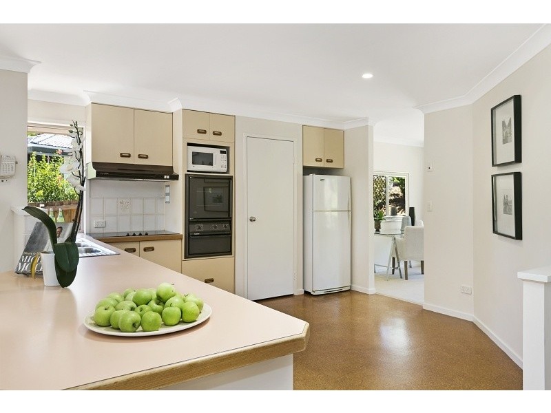 147 Kenmore Rd, Kenmore QLD 4069