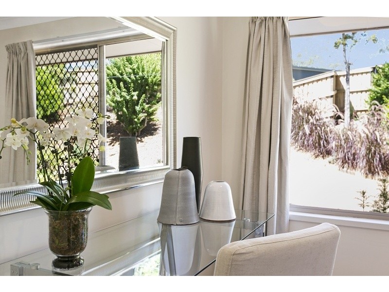 147 Kenmore Rd, Kenmore QLD 4069