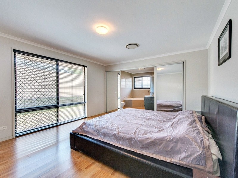 29 Degas St, Forest Lake QLD 4078