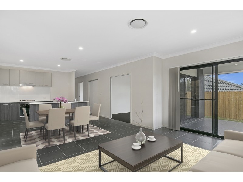77 Meadows Circuit, Bellbird Park QLD 4300