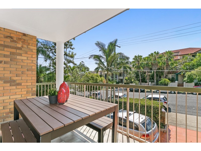 2/27 Cadell Street, Toowong QLD 4066