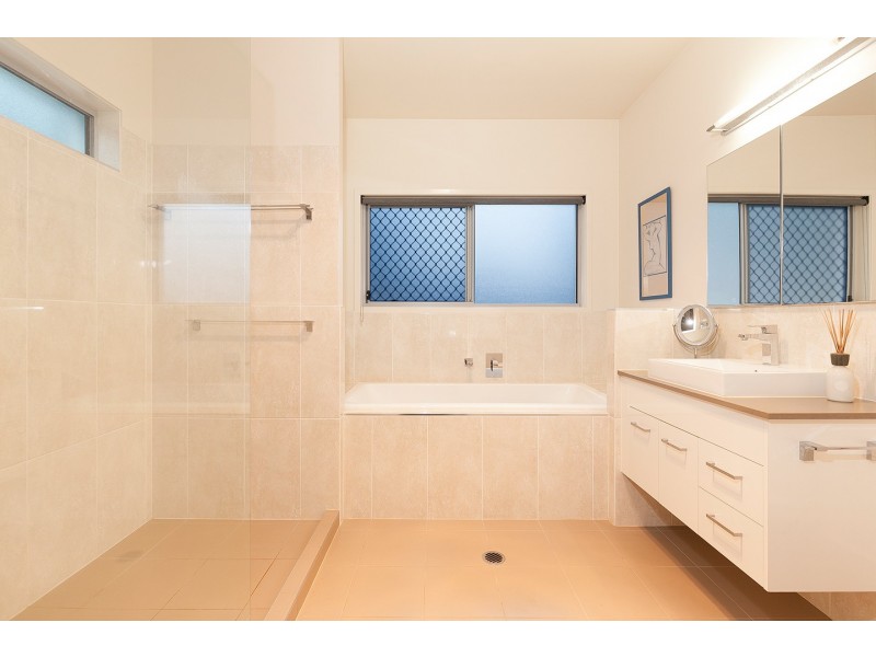 23 Matfield Street, Moggill QLD 4070