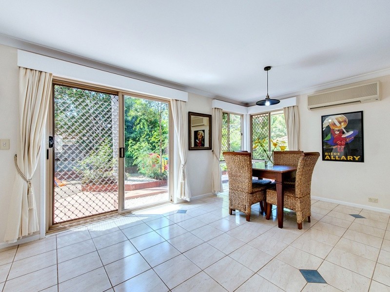 12 Burke Pl, Forest Lake QLD 4078