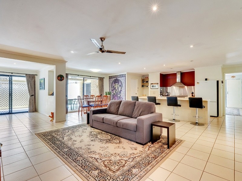 123 Jubilee Ave, Forest Lake QLD 4078