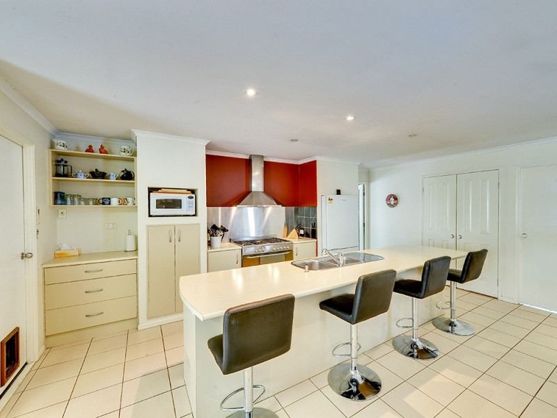 123 Jubilee Ave, Forest Lake QLD 4078