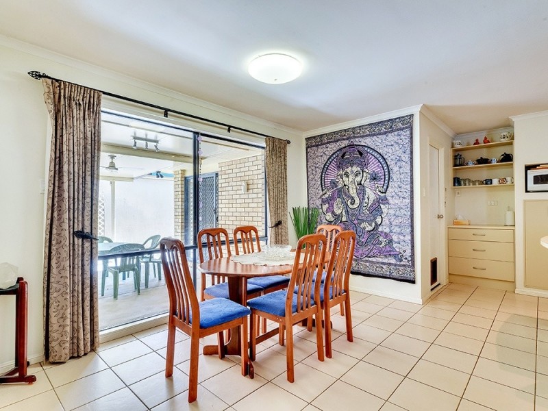 123 Jubilee Ave, Forest Lake QLD 4078