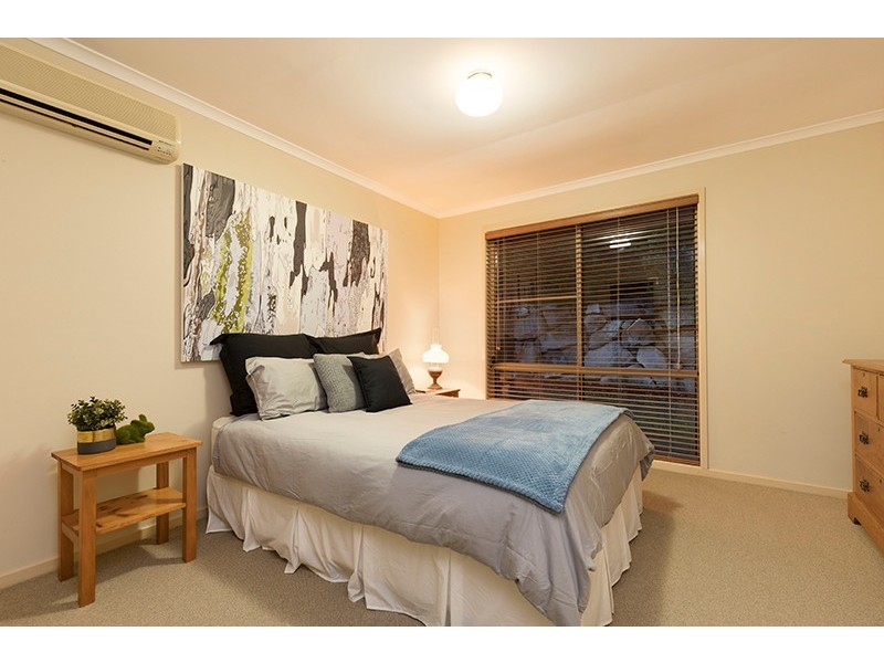 16 Benton  Close, The Gap QLD 4061