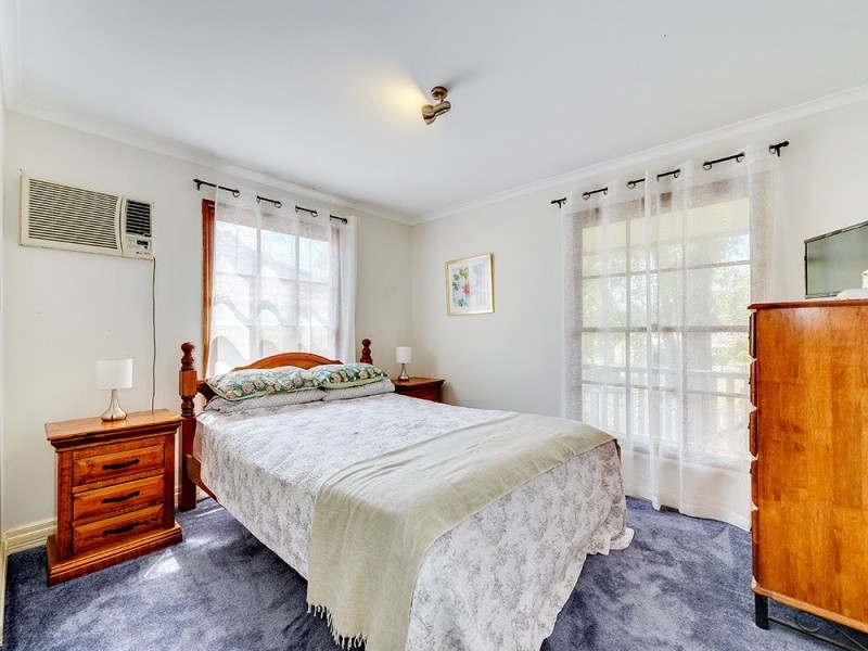 16 Elderslie Pl, Forest Lake QLD 4078