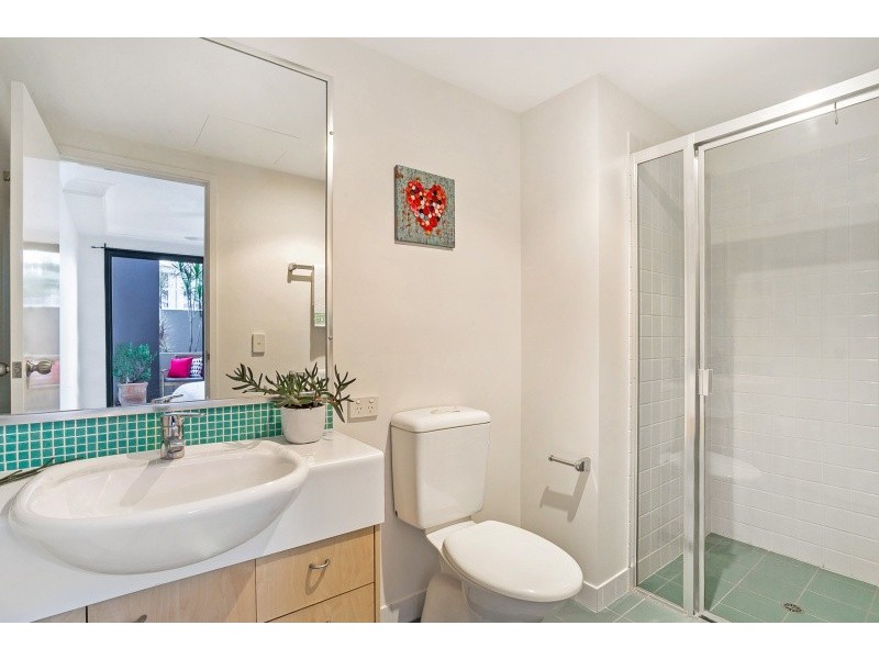 12/60 Sherwood Road, Toowong QLD 4066