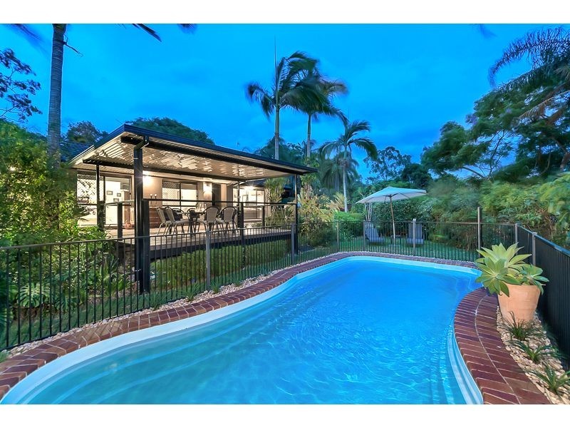 62 Andaman Street, Jamboree Heights QLD 4074