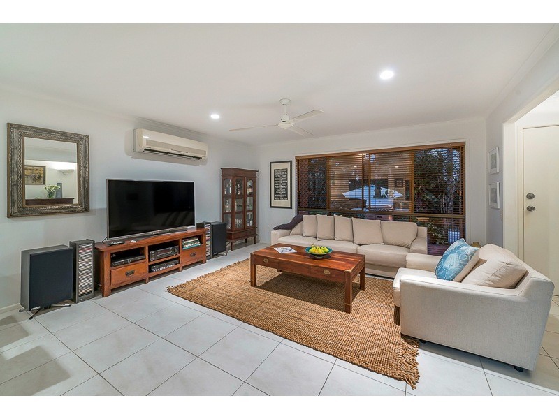 62 Andaman Street, Jamboree Heights QLD 4074