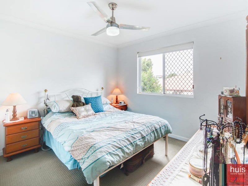 1/12 Hedges St, Sherwood QLD 4075