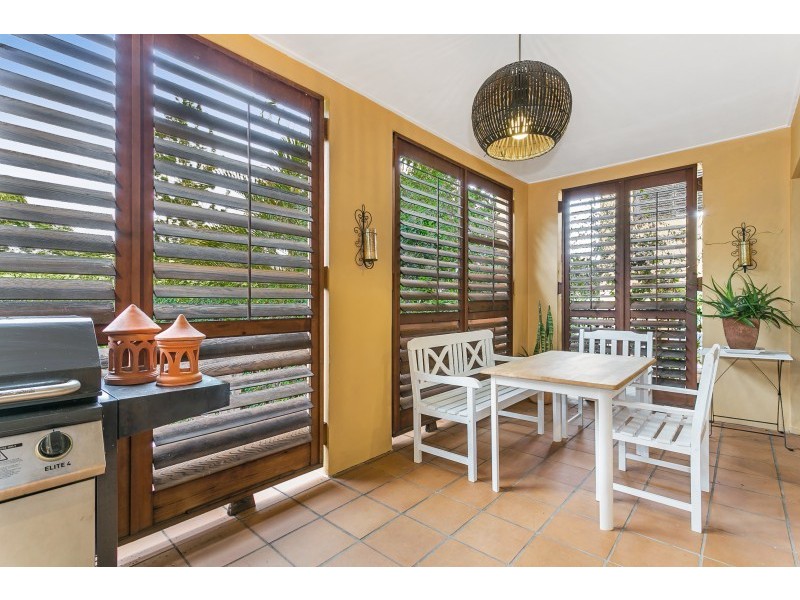 2/80 Ascog Tce, Toowong QLD 4066