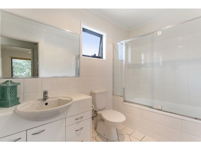2/80 Ascog Tce, Toowong QLD 4066