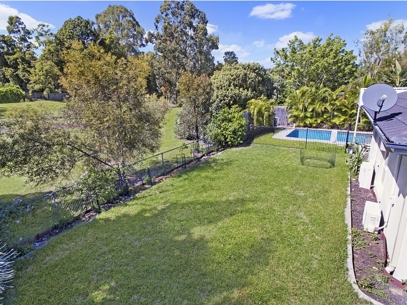 187 Kangaroo Gully Rd, Bellbowrie QLD 4070