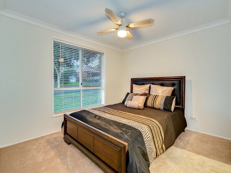 41 Amara Cr, Forest Lake QLD 4078