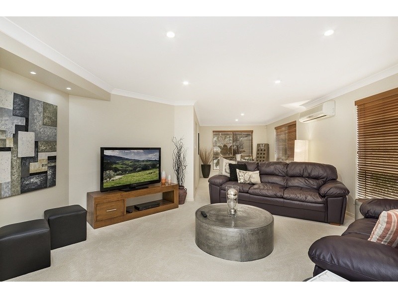 51 Vakuta Street, Fig Tree Pocket QLD 4069