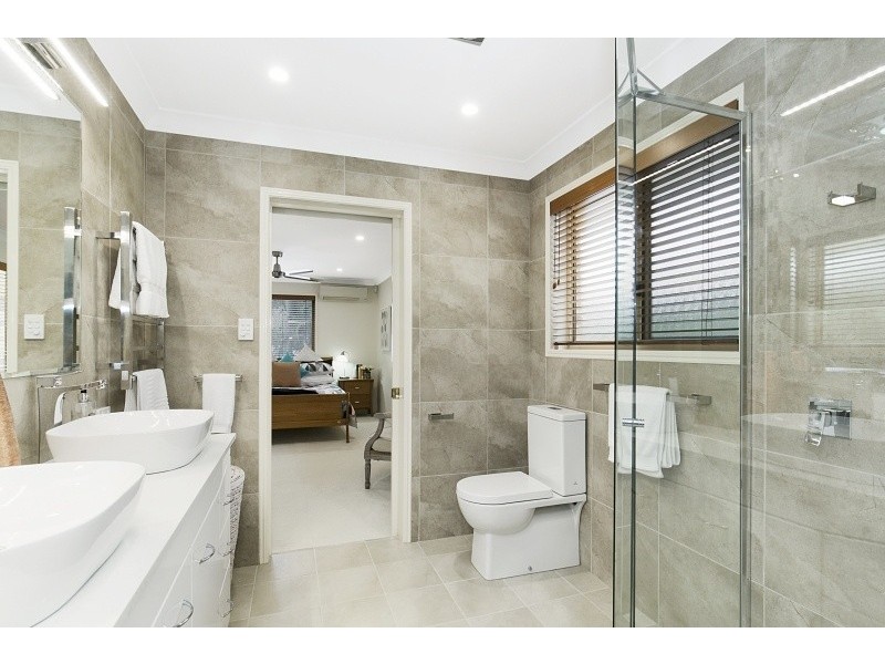 51 Vakuta Street, Fig Tree Pocket QLD 4069