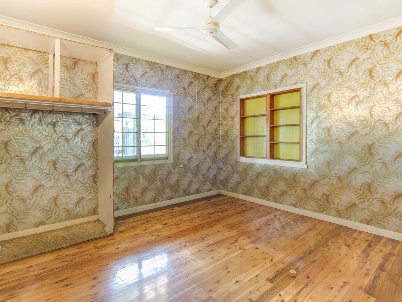 97 Samsonvale Rd, Strathpine QLD 4500