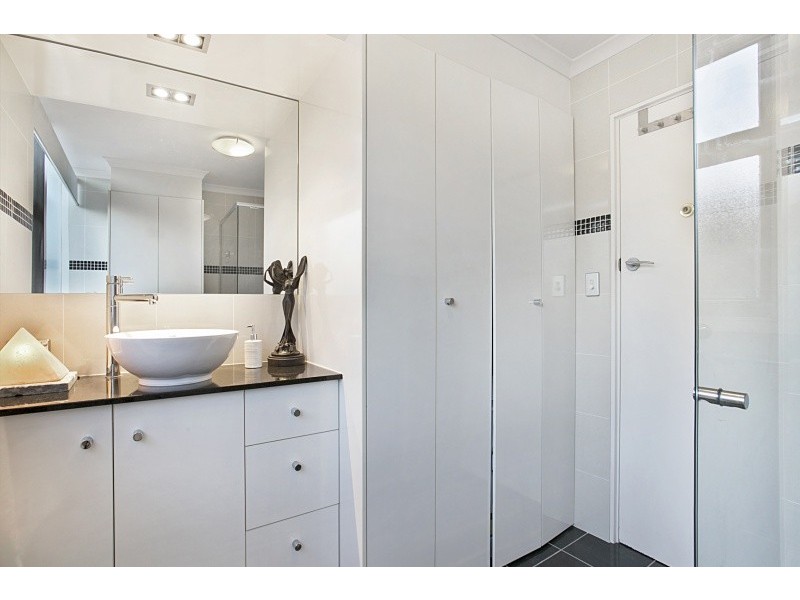 1/16 Dovercourt Road, Toowong QLD 4066