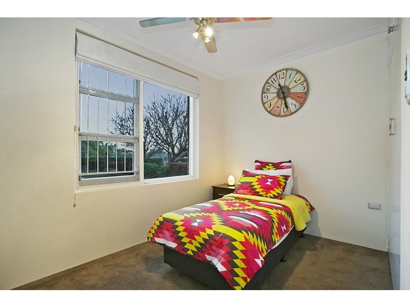 1/16 Dovercourt Road, Toowong QLD 4066