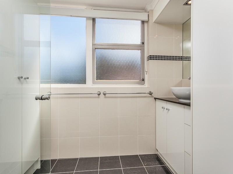 1/16 Dovercourt Road, Toowong QLD 4066