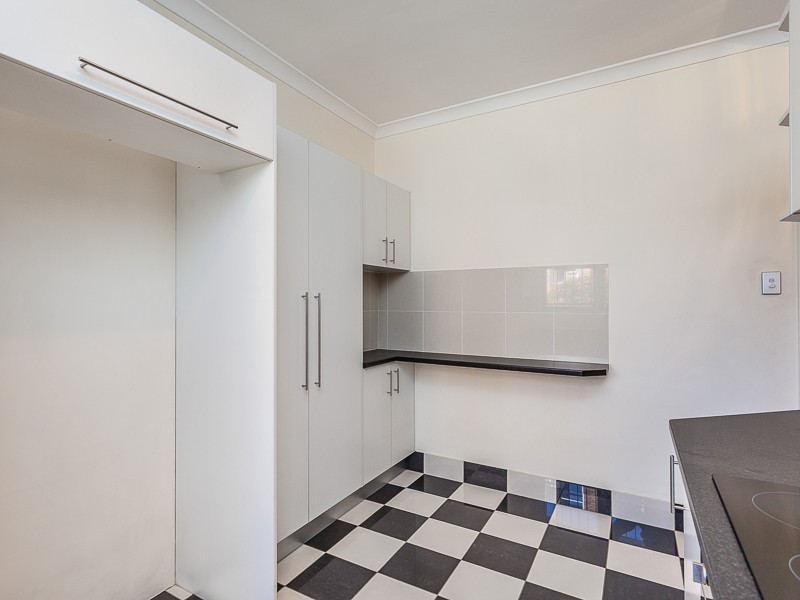 1/16 Dovercourt Road, Toowong QLD 4066