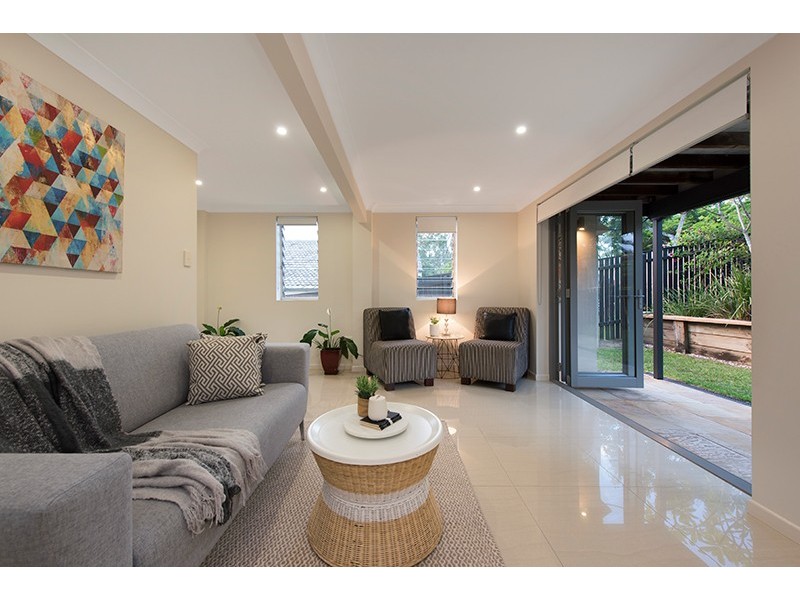 15 Woorama Road, The Gap QLD 4061