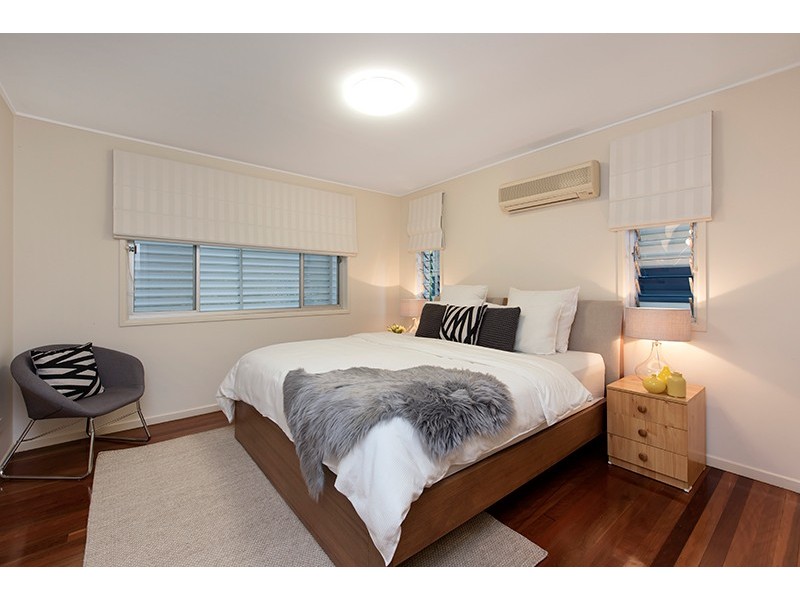 15 Woorama Road, The Gap QLD 4061