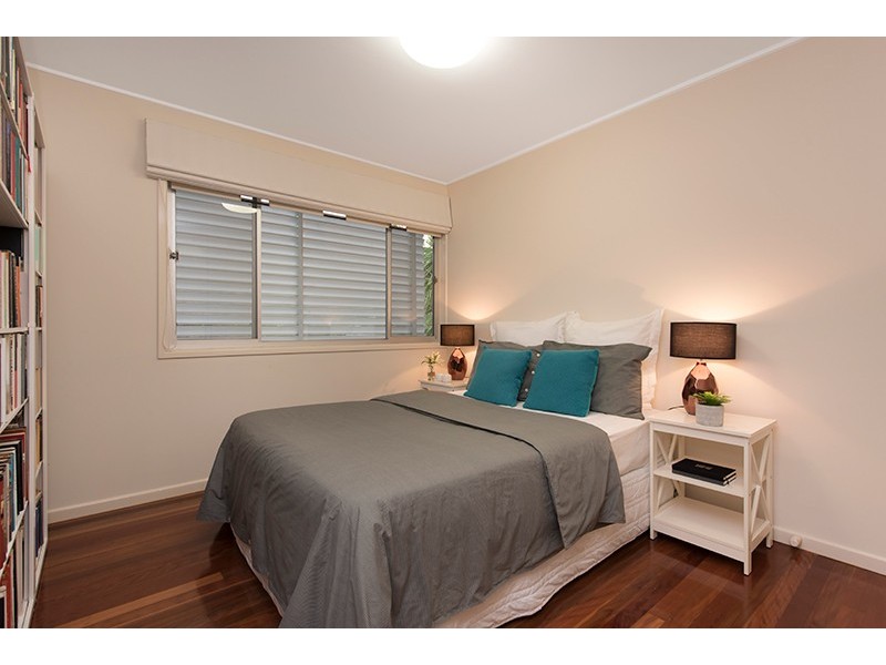 15 Woorama Road, The Gap QLD 4061