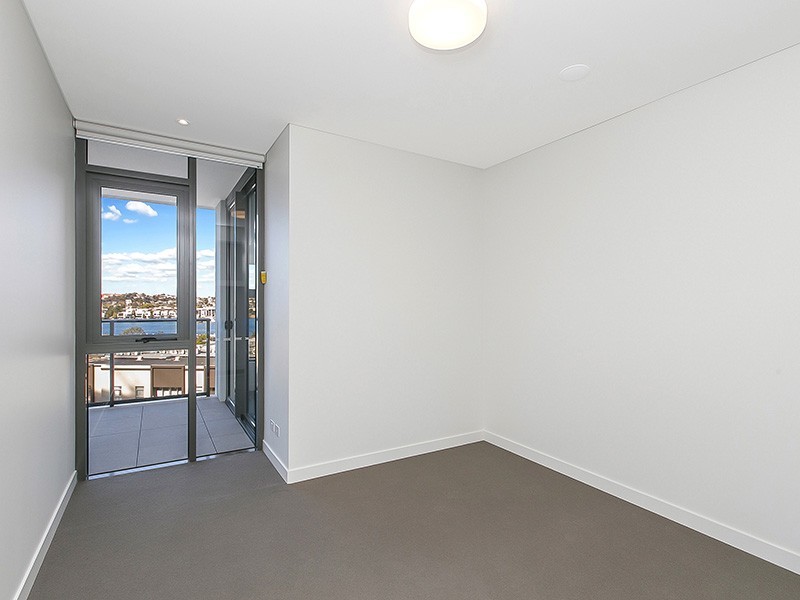 1084/12 Longland Street, Newstead QLD 4006