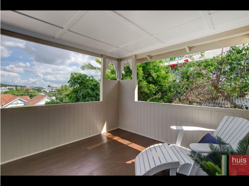 26 Pryde St, Camp Hill QLD 4152