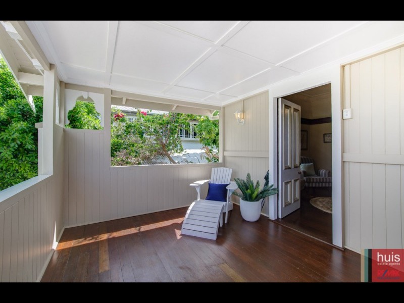 26 Pryde St, Camp Hill QLD 4152