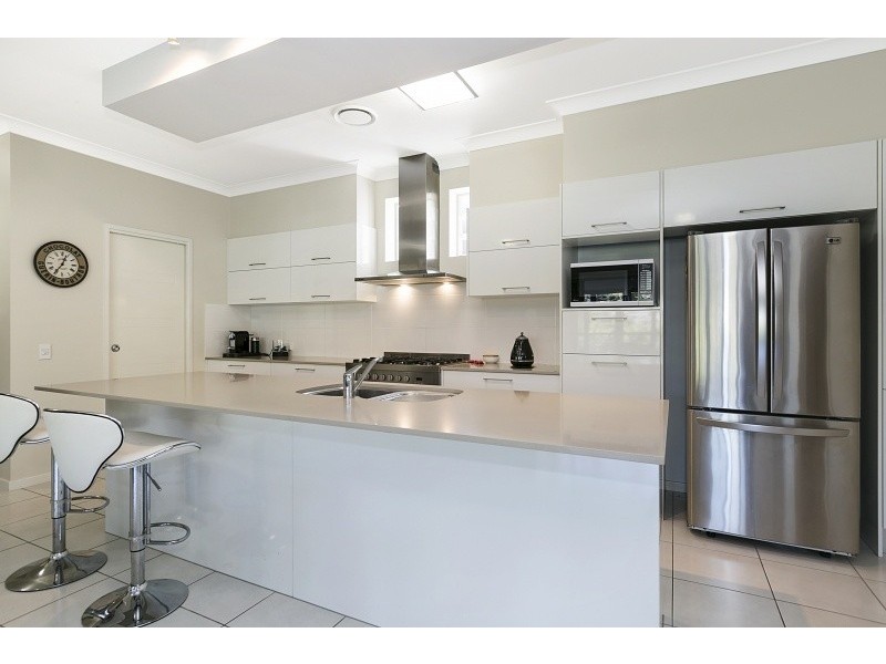20 Scandia Street, Kenmore QLD 4069