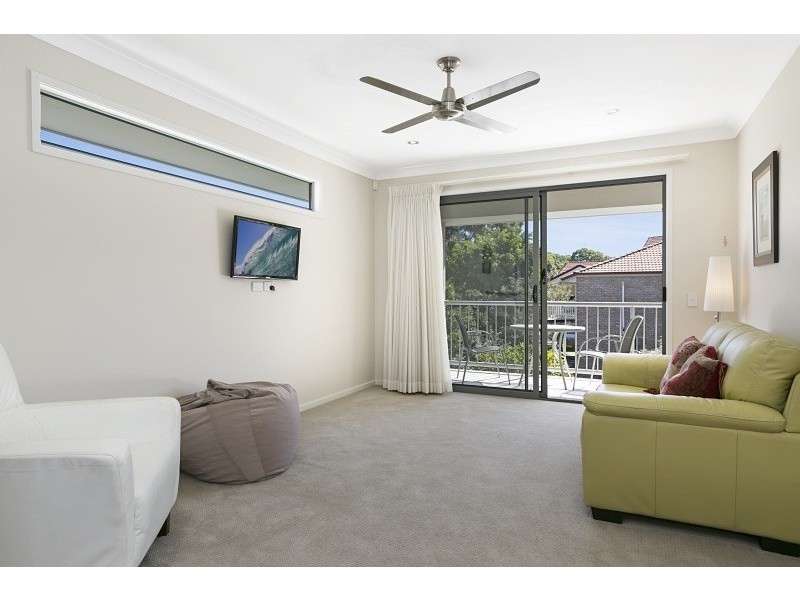 20 Scandia Street, Kenmore QLD 4069